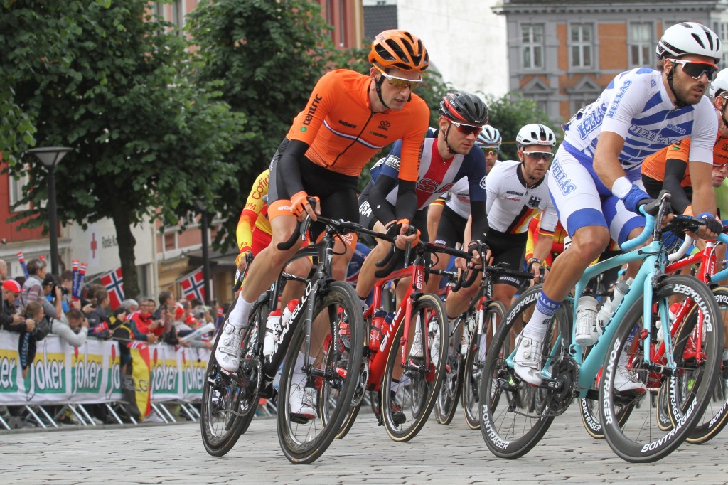 Poels is vierde in derde rit Vuelta