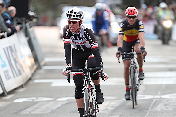 Sunweb met Teunissen naar Parijs-Roubaix