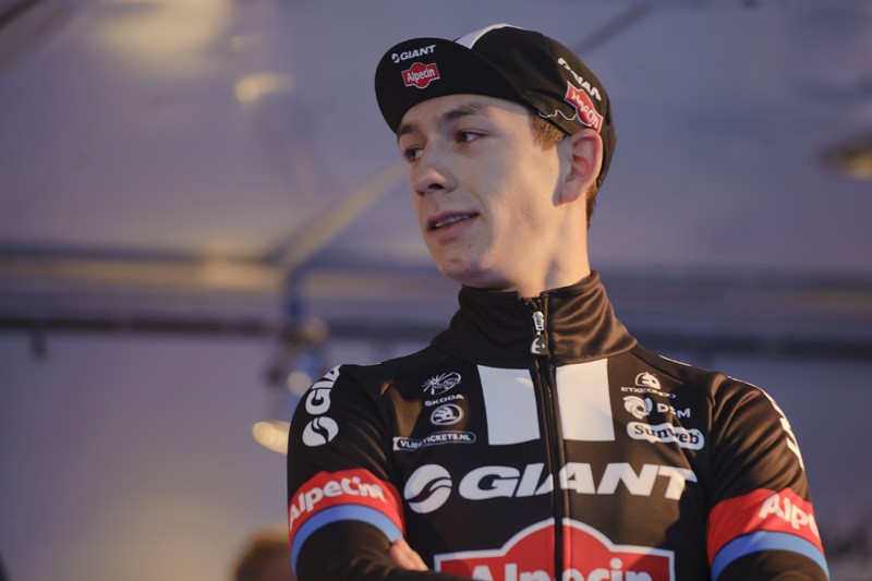 Giant-Alpecin en Liv-Plantur naar Yorkshire