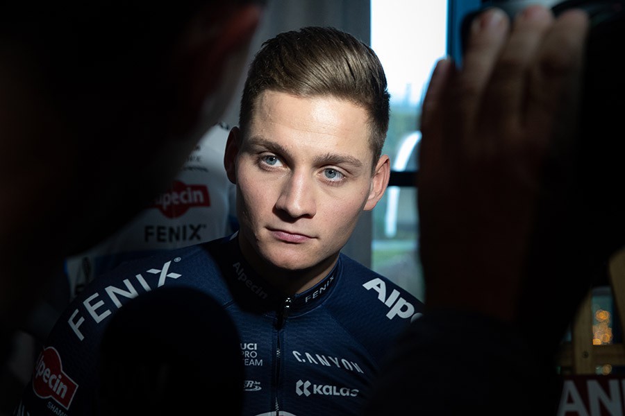 Team Van der Poel in Strade Bianche en MSR