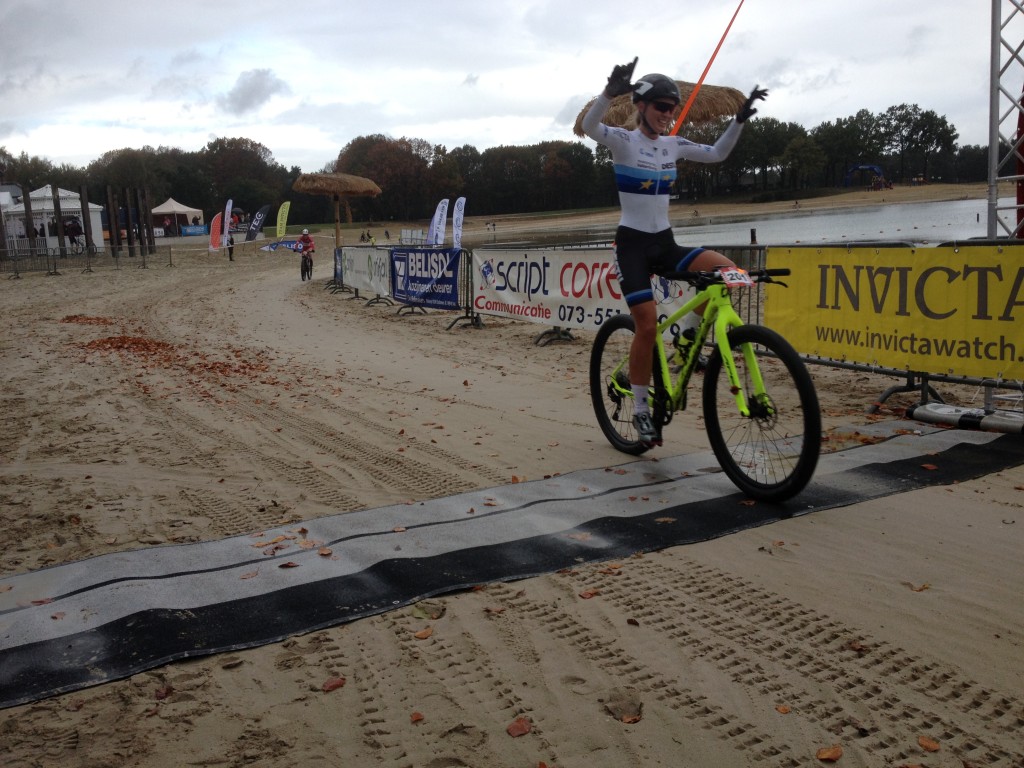 Pauliena Rooijakkers slaat toe in Scheveningen