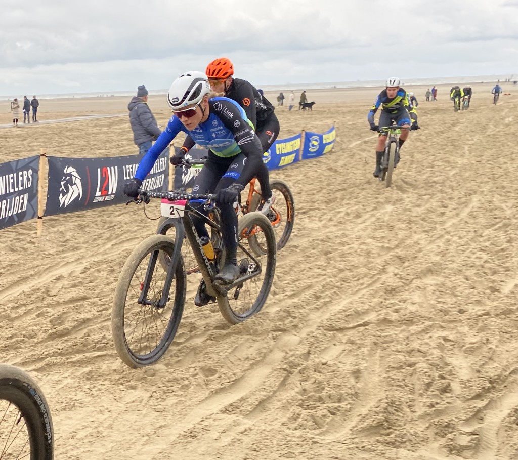 Mariëlle Trouwborst wil zich revancheren op het NK-strandrace in Katwijk