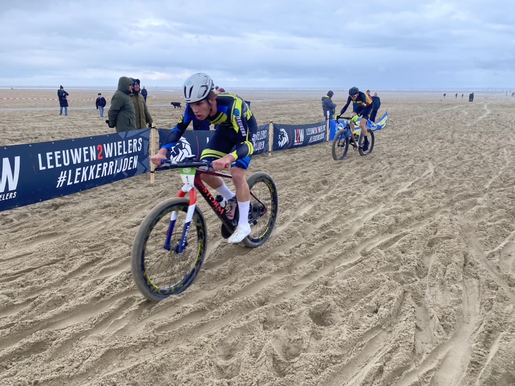 Raphaël Mouton tweede in Beachrace Ouddorp