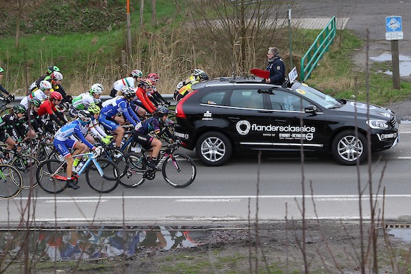 Deelnemers en rugnummers Omloop Nieuwsblad vrouwen