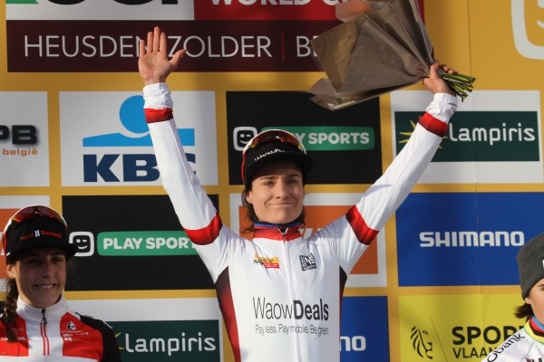 Marianne Vos naar dubbele zege in Pontchateau