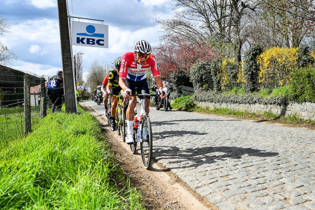 Van der Poel wint Brabantse Pijl