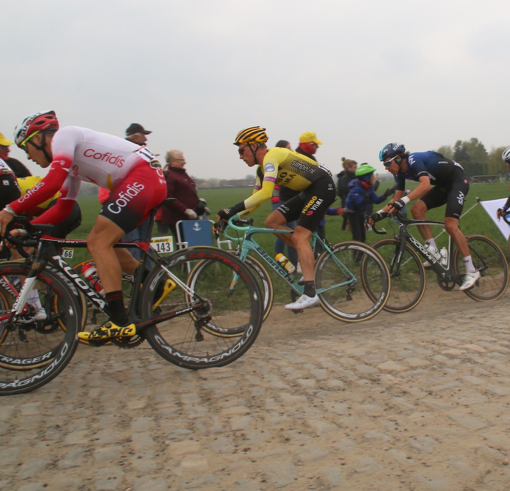 Top 10 voor Teunissen en Langeveld in Roubaix