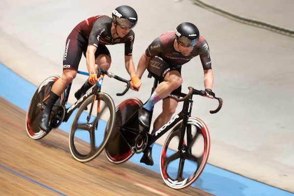 Belgen nemen kop over in Zesdaagse