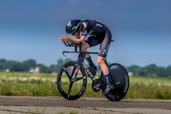 Arensman bij de besten in tijdrit Tirreno