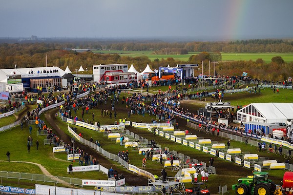 De Beer wint op VAM-berg