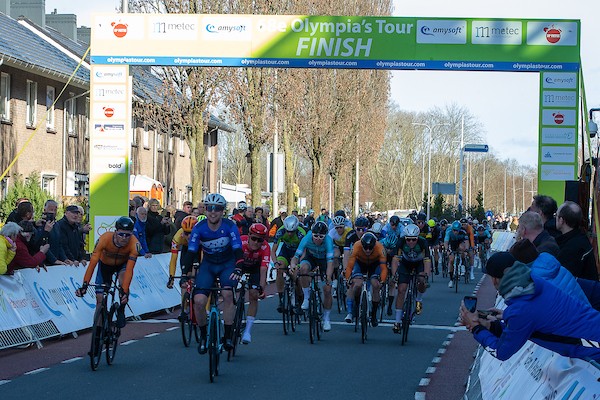 Olympia's Tour: in Hardenberg wint Gibson