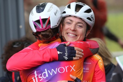 SD Worx met extra naam Protime de weg op CyclingOnline.nl