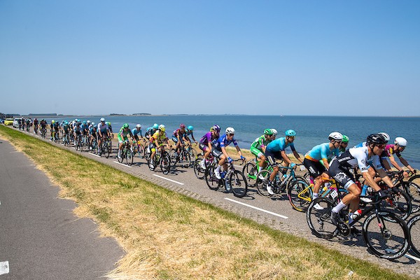 ZLM Tour start in Kapelle en Heinkenszand