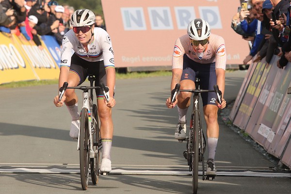 Van der Poel en Wiebes voeren EK-selectie aan