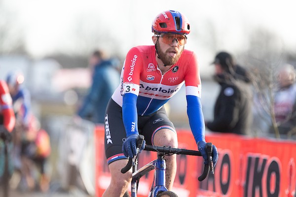 Nieuwenhuis gaat koersen voor Ridley Team