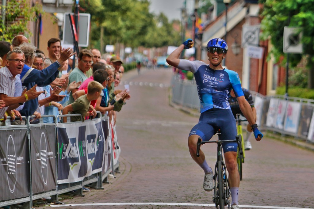 Van Tricht wint Midden Brabant Poort Omloop