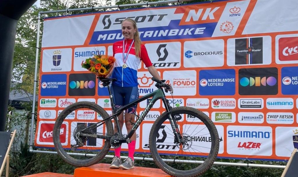 Van der Meulen en Gruiters Nederlands kampioene MTB